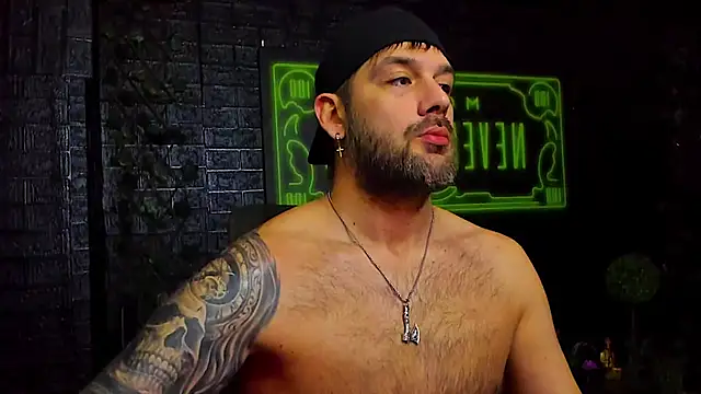 Snapshot of LexXHardy chatting on December 2025 12:54:01 PM LexXHardy online show from December 2025 12:54:01 PM