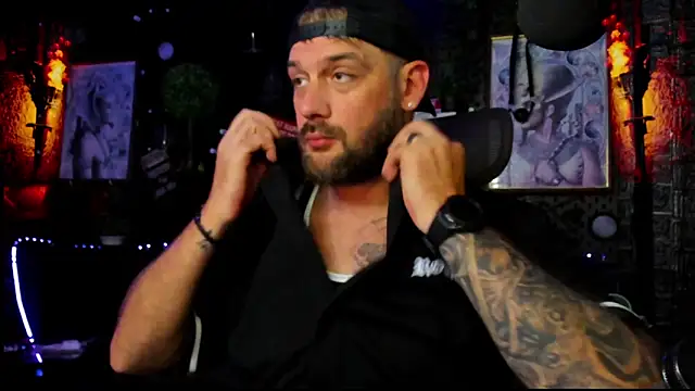 Snapshot of LexXHardy chatting on July 2026 03:44:01 AM LexXHardy online show from July 2026 03:44:01 AM