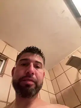 hotraillX online show from December 2024 01:15:02 AM