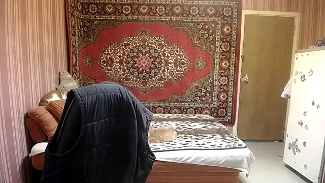 Kathlyn  Heath online show from October 2025 04:03:02 PM