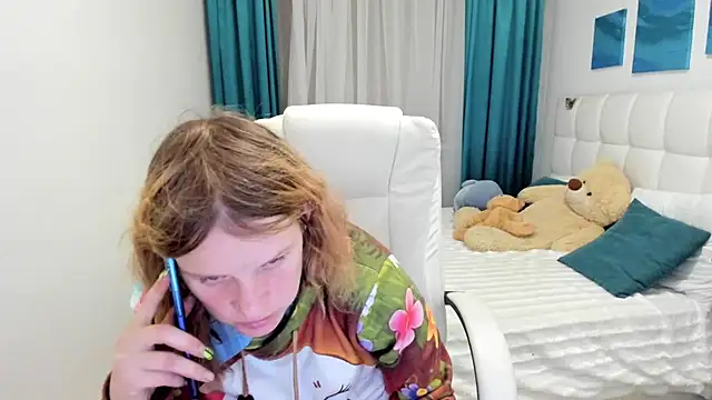 Kathlyn  Heath online show from November 2025 07:59:02 PM