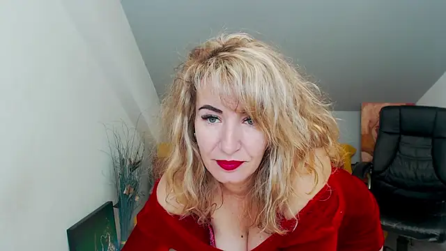 Cassandra Hotty online show from January 2025 04:25:02 AM