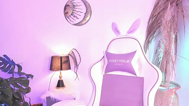 Anngel 1 online show from December 2024 04:37:01 PM