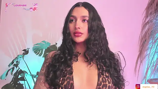 Anngel 1 online show from October 2025 07:36:02 PM