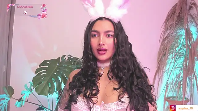 Anngel 1 online show from October 2025 03:46:02 PM