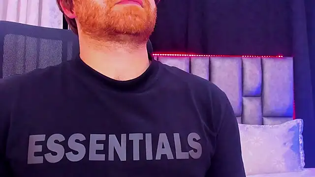 michacosio online show from February 2025 04:19:02 AM