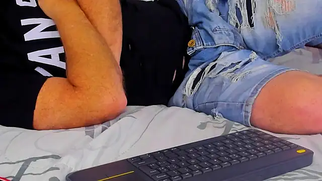 michacosio online show from March 2025 10:10:01 PM