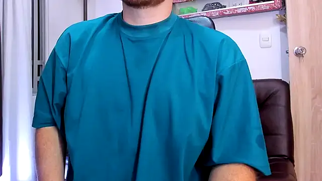 michacosio online show from December 2025 05:14:01 AM