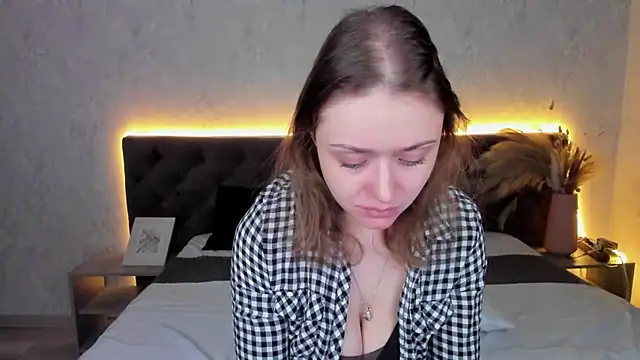 Linda Bryant online show from January 2026 12:49:02 AM