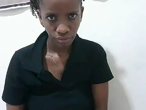 prettybeee online show from October 2025 02:17:02 PM