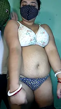 hotty Sexy-couple online show from March 2025 02:49:02 AM