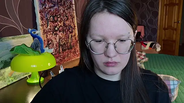 Snapshot of MiriamOr chatting on March 2026 09:04:01 AM MiriamOr online show from March 2026 09:04:01 AM