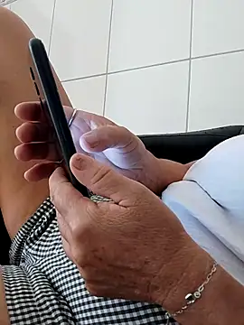 mariy522 online show from March 2026 12:05:01 PM