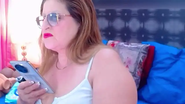 sandra 20 online show from November 2025 11:25:02 AM