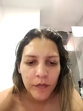 Snapshot of Mia_Hampton chatting on January 2025 08:45:01 PM Mia Hampton online show from January 2025 08:45:01 PM