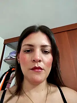 Snapshot of Mia_Hampton chatting on March 2025 08:49:01 PM Mia Hampton online show from March 2025 08:49:01 PM