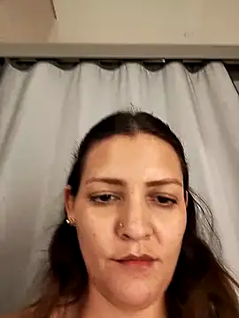 Snapshot of Mia_Hampton chatting on March 2025 06:09:01 PM Mia Hampton online show from March 2025 06:09:01 PM