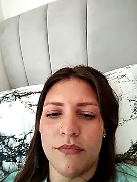 Snapshot of Mia_Hampton chatting on March 2025 09:12:02 PM Mia Hampton online show from March 2025 09:12:02 PM