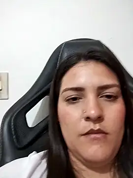 Snapshot of Mia_Hampton chatting on October 2025 01:39:01 AM Mia Hampton online show from October 2025 01:39:01 AM