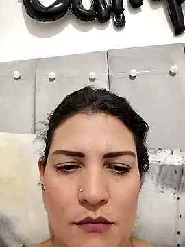 Mia Hampton online show from February 2026 10:44:01 PM