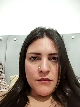 Snapshot of Mia_Hampton chatting on April 2026 10:08:02 PM Mia Hampton online show from April 2026 10:08:02 PM