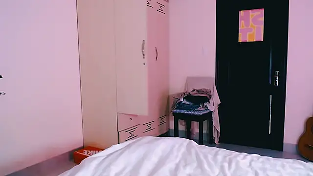 Snapshot of Cosmo_Riri chatting on March 2026 10:21:01 AM Cosmo Riri online show from March 2026 10:21:01 AM