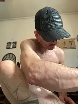 Snapshot of KBONE36 chatting on April 2026 12:51:02 PM KBONE36 online show from April 2026 12:51:02 PM