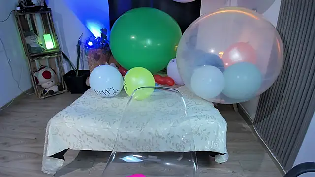 Cuttiealice online show from January 2025 05:02:02 PM