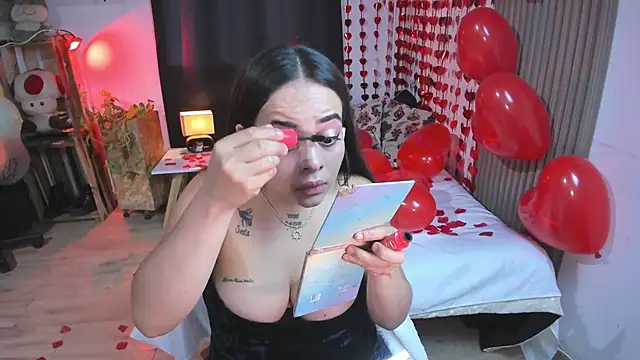 Cuttiealice online show from February 2025 09:21:02 PM