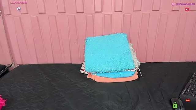 Snapshot of Briana_Wells_ chatting on March 2025 04:24:02 PM Briana Wells online show from March 2025 04:24:02 PM