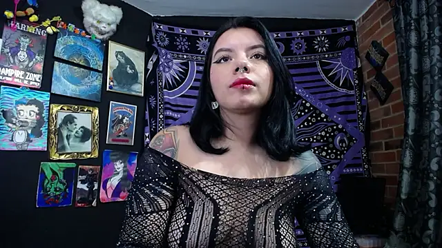 Snapshot of Yourmadame_P chatting on March 2026 02:41:01 AM Yourmadame P online show from March 2026 02:41:01 AM