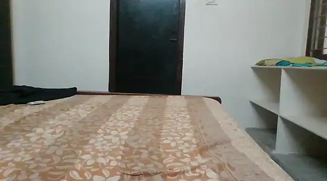 Snapshot of hydhunk29 chatting on December 2024 04:23:02 AM hydhunk29 online show from December 2024 04:23:02 AM