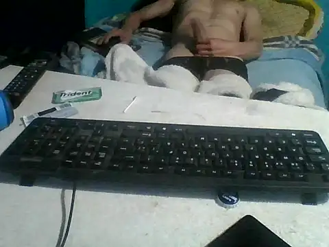 malekon76 online show from November 2025 10:27:01 AM