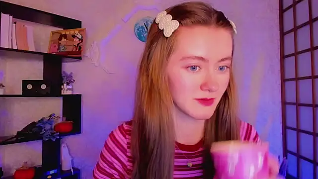 KateCuddle online show from December 2024 04:55:02 AM