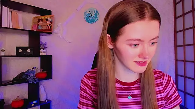 KateCuddle online show from December 2024 08:00:02 AM