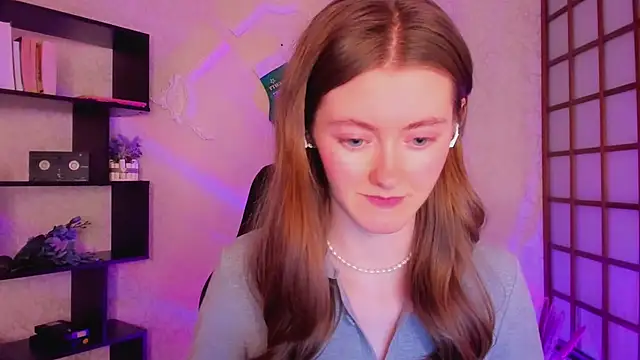 KateCuddle online show from December 2024 05:09:02 AM