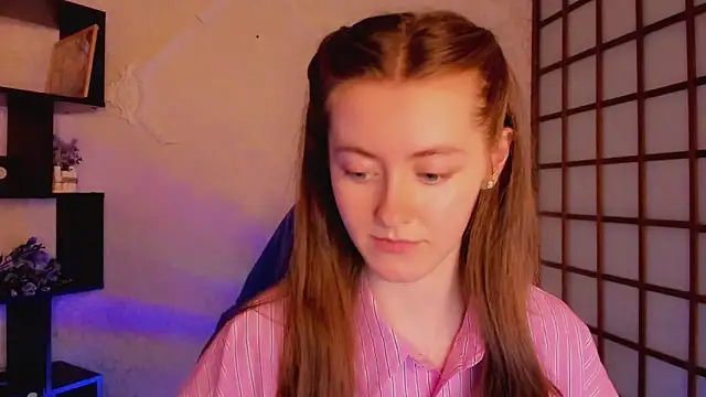 KateCuddle online show from March 2025 05:42:02 AM