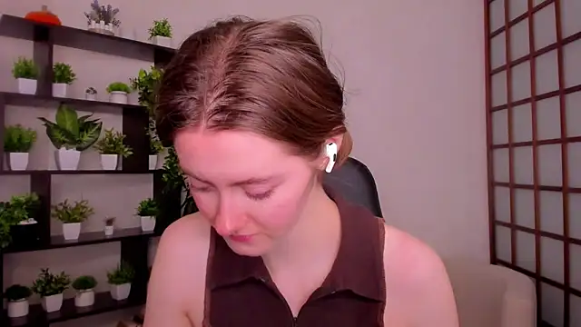 KateCuddle online show from October 2025 02:12:02 AM