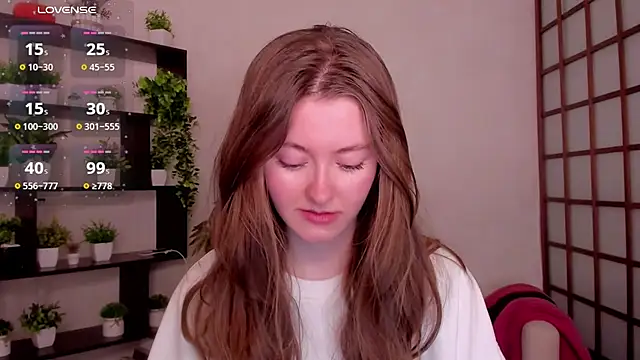 Snapshot of KateCuddle chatting on April 2026 02:34:01 AM KateCuddle online show from April 2026 02:34:01 AM