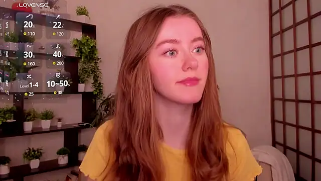 Snapshot of KateCuddle chatting on April 2026 02:58:01 AM KateCuddle online show from April 2026 02:58:01 AM