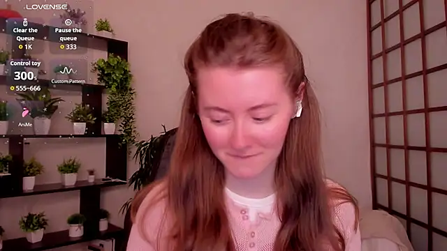 Snapshot of KateCuddle chatting on May 2026 02:49:02 AM KateCuddle online show from May 2026 02:49:02 AM