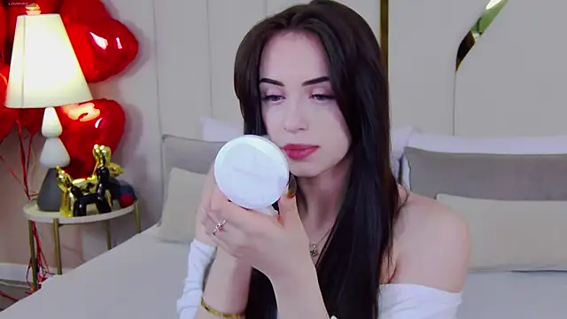 Betty Bridge online show from February 2026 05:22:02 AM