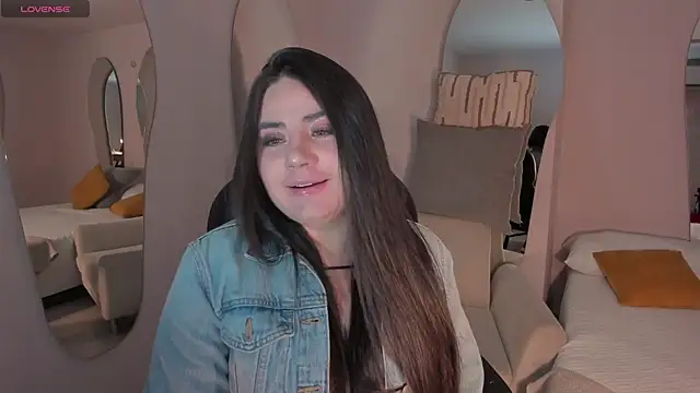 Snapshot of KendraClarkX chatting on April 2026 03:17:01 AM KendraClarkX online show from April 2026 03:17:01 AM