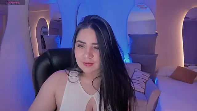 Snapshot of KendraClarkX chatting on April 2026 02:51:01 AM KendraClarkX online show from April 2026 02:51:01 AM