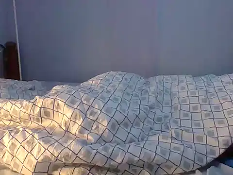 Snapshot of Eminent_Ride chatting on November 2025 10:21:02 PM Eminent Ride online show from November 2025 10:21:02 PM