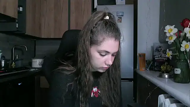 delightful sofi online show from April 2026 07:58:02 PM