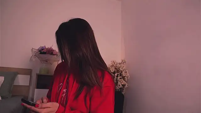 Misslullu online show from November 2025 02:55:02 PM