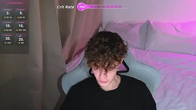 Snapshot of cute_thomas chatting on April 2026 08:10:01 PM cute thomas online show from April 2026 08:10:01 PM