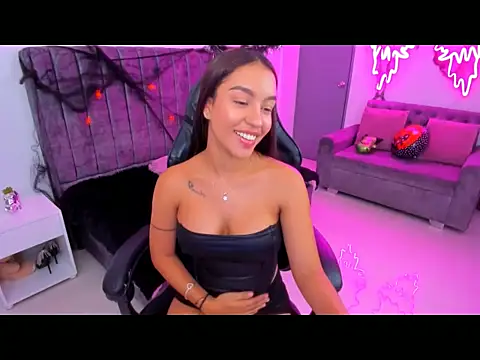 xiomara  cortes online show from October 2025 08:57:01 PM