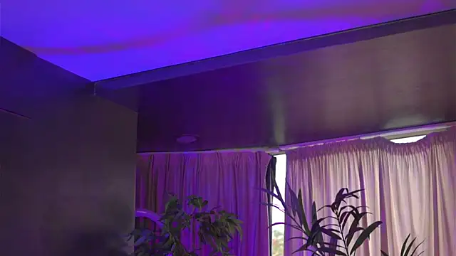 HotSkinnyX online show from September 2025 06:29:01 AM